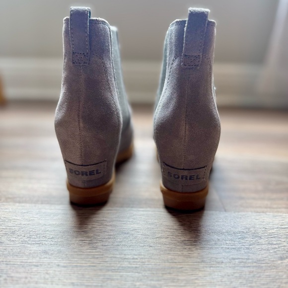 SOREL Women’s Gray Suede Leather Wedge Booties, 8.5 - Picture 6 of 8